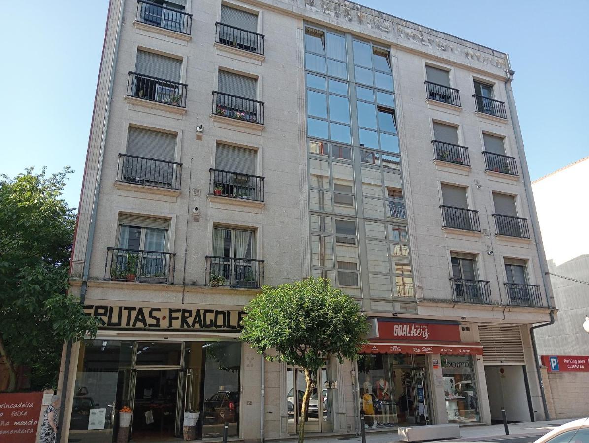 Piso Alerin Apartment Silleda Exterior foto